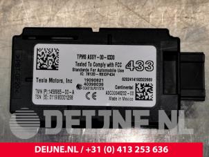 Gebruikte Antenne bandenspanning Tesla Model 3 Long Range AWD 75 kWh Prijs € 96,80 Inclusief btw aangeboden door van Deijne Onderdelen Uden B.V.