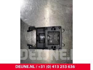 Mercedes GLE Regelunit Multi Media O104421 foto 2