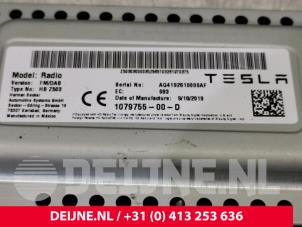 Tesla Model 3 Radio Modul O104435 foto 2