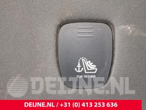 Tesla Model 3 Hoedenplank O104457 foto 2