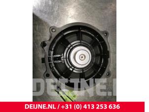 Tesla Model 3 Lautsprecher O104459 foto 3