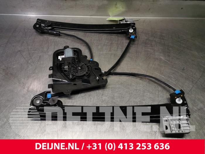 Tesla Model 3 Fenstermechanik 4-türig rechts vorne O104474