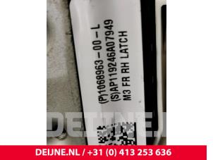 Tesla Model 3 Deurslot Mechaniek 4Deurs rechts-voor O104475 foto 3