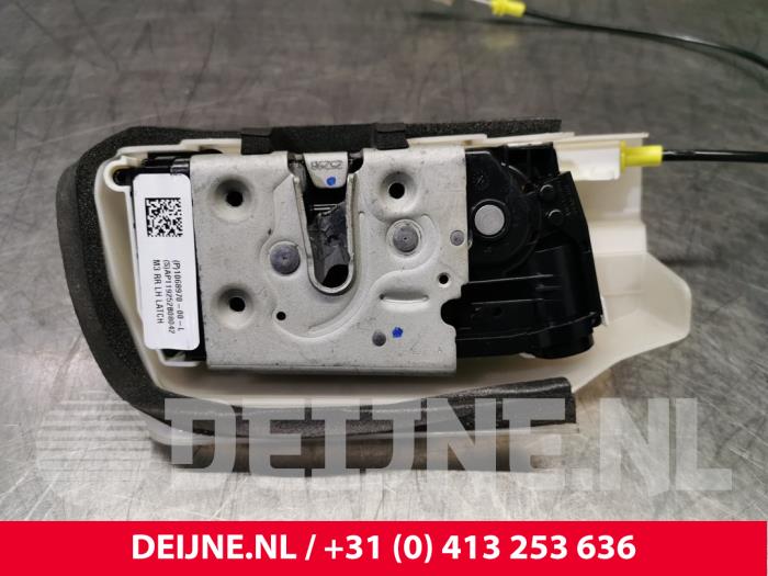 Tesla Model 3 Türschlossmechanik 4-türig links hinten O104482