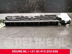 Tesla Model 3 Luchtrooster Dashboard O104491 foto 2