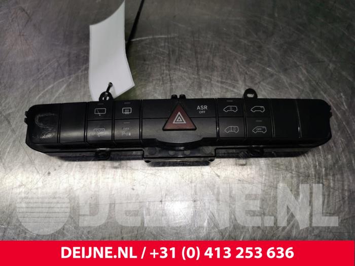 Mercedes Vito Kachel Bedieningspaneel O104692