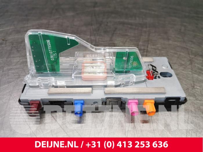 Volvo V90 Antenne O104717
