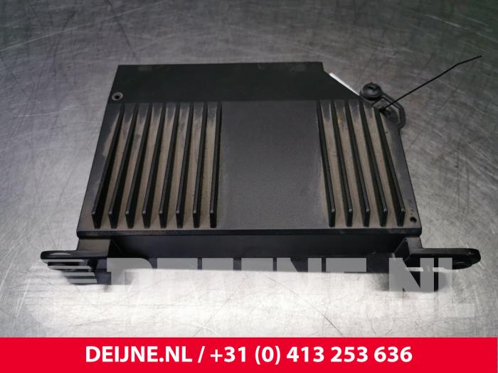 Volvo V90 Radioverstärker O104723