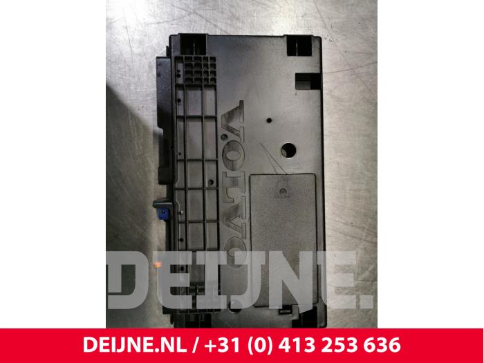 Volvo V90 VCM (module) O104728