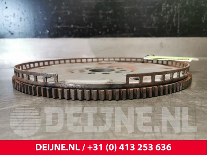 Gebruikte Starterkrans Volvo V90 II (PW) 2.0 D4 16V Prijs € 70,00 Margeregeling aangeboden door van Deijne Onderdelen Uden B.V.