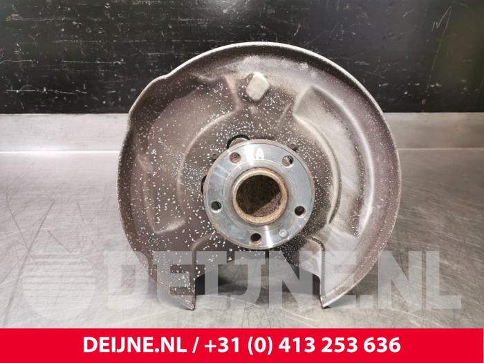 Volvo V90 Fusee rechts-achter O105086