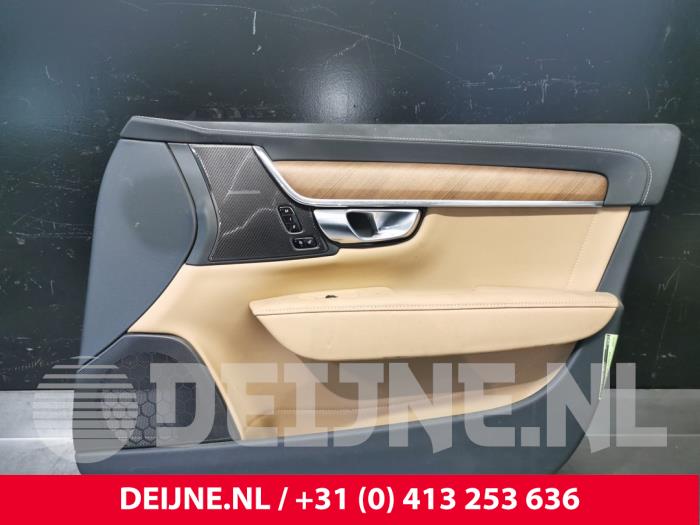 Volvo V90 Türverkleidung 4-türig rechts vorne O105196
