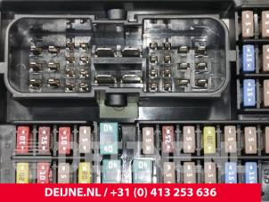 Volvo V90 Zekeringkast O105214 foto 2