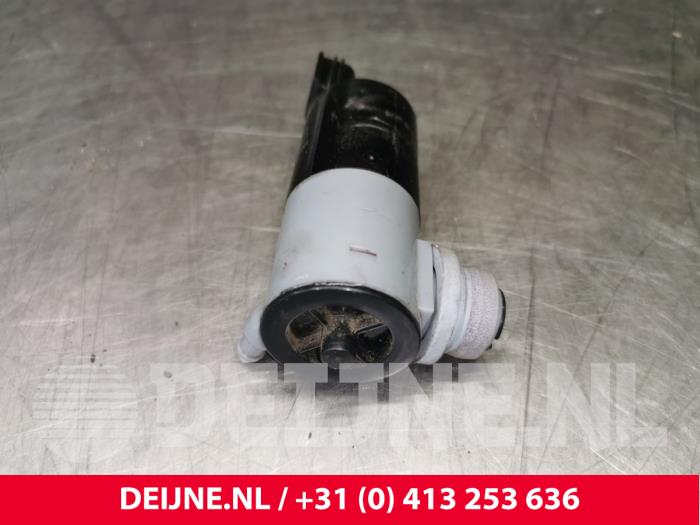 Volvo V90 Ruitensproeierpomp voor O105231