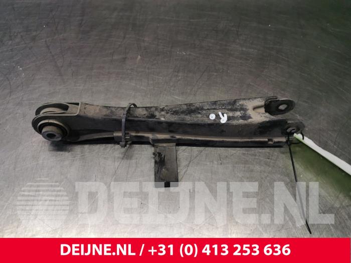 Volvo V90 Lower wishbone, rear right O105241