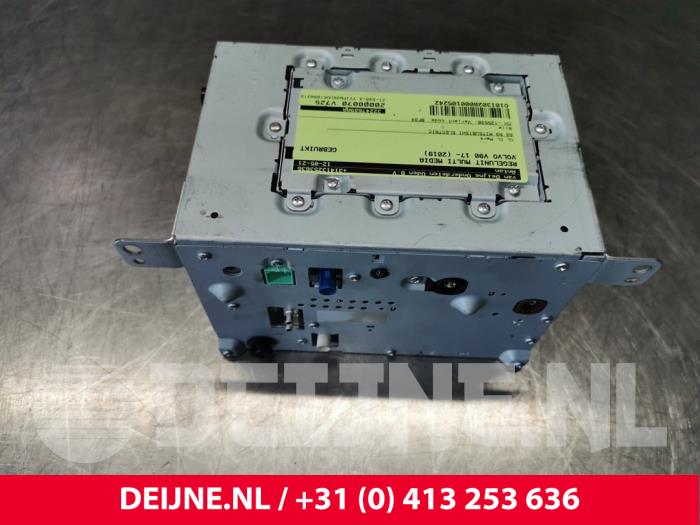 Volvo V90 Regelunit Multi Media O105242