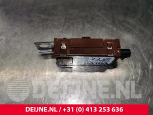 Volvo V90 Antenna Amplifier O105266 photo 3
