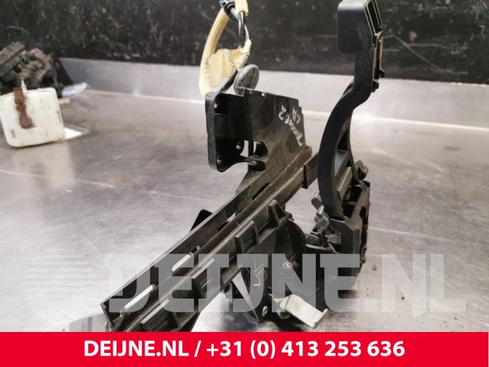 Ford Focus Türschlossmechanik 4-türig links hinten O105308