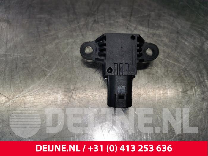 Volvo V90 Airbag Sensor O105352