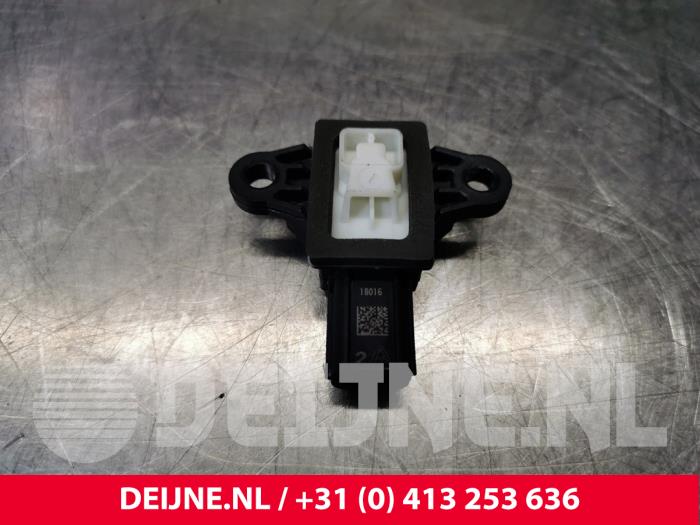 Volvo V90 Airbag Sensor O105353