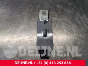 Volvo V90 Antenna Amplifier O105356 photo 3