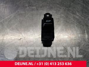 Volvo V90 Electric window switch O105359 photo 2