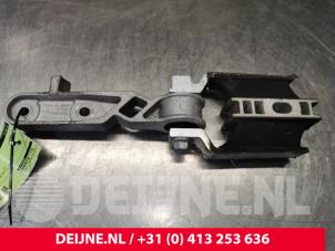 Gebruikte Motorrubber Volvo V90 II (PW) 2.0 T5 16V Polestar Prijs € 25,00 Margeregeling aangeboden door van Deijne Onderdelen Uden B.V.