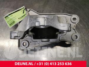 Gebruikte Motorrubber Volvo V90 II (PW) 2.0 T5 16V Polestar Prijs € 50,00 Margeregeling aangeboden door van Deijne Onderdelen Uden B.V.