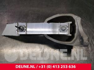 Gebruikte Motorrubber Volvo V90 II (PW) 2.0 T5 16V Polestar Prijs € 30,00 Margeregeling aangeboden door van Deijne Onderdelen Uden B.V.