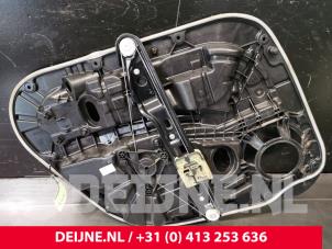 Volvo V90 Ruitmechaniek 4Deurs rechts-achter O105398 foto 2