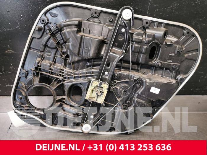 Volvo V90 Ruitmechaniek 4Deurs links-achter O105399