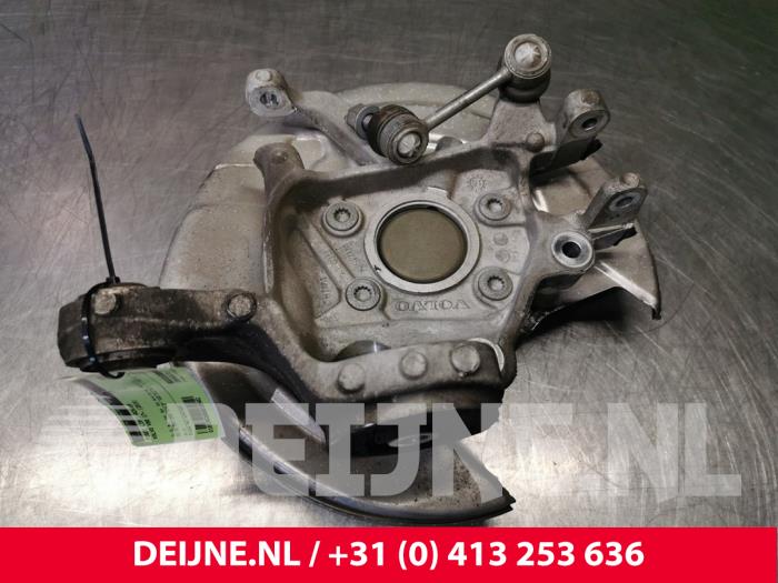 Volvo V90 Achsschenkel links hinten O105402