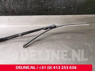 Volvo V90 Scheibenwischerarm vorne O105407 foto 3