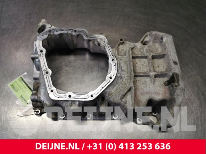 Gebruikte Carterpan Mercedes Vito (447.6) 1.6 109 CDI 16V Prijs € 102,85 Inclusief btw aangeboden door van Deijne Onderdelen Uden B.V.