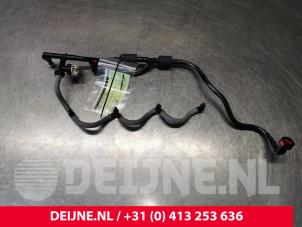 Gebruikte Brandstof retourleiding Mercedes Vito (447.6) 1.6 109 CDI 16V Prijs € 42,35 Inclusief btw aangeboden door van Deijne Onderdelen Uden B.V.