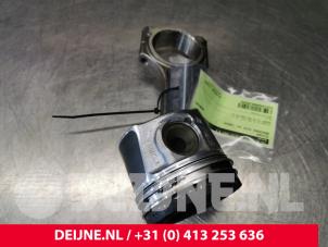 Mercedes Vito Piston O105448 photo 4