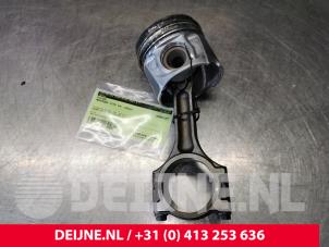 Mercedes Vito Piston O105451 photo 4