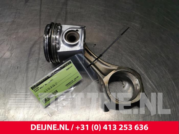 Gebruikte Zuiger Iveco New Daily IV 35C12V, 35C12V/P, 35S12V, 35S12V/P Prijs € 121,00 Inclusief btw aangeboden door van Deijne Onderdelen Uden B.V.