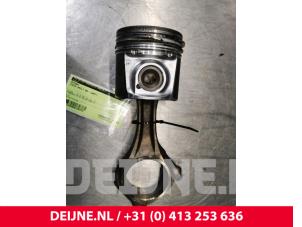Iveco Daily Piston O105478 photo 2