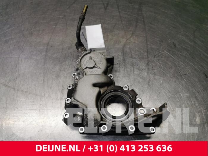Gebruikte Oliepomp Iveco New Daily IV 35C12V, 35C12V/P, 35S12V, 35S12V/P Prijs € 121,00 Inclusief btw aangeboden door van Deijne Onderdelen Uden B.V.