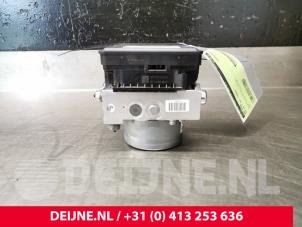 Volkswagen ID.3 ABS pump O105490 photo 2