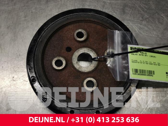 Volvo XC70 Crankshaft pulley O105542