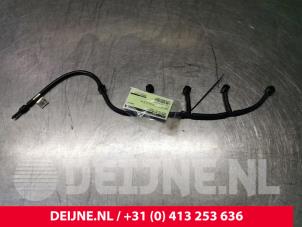 Volvo V70 Fuel return line O105624 photo 3