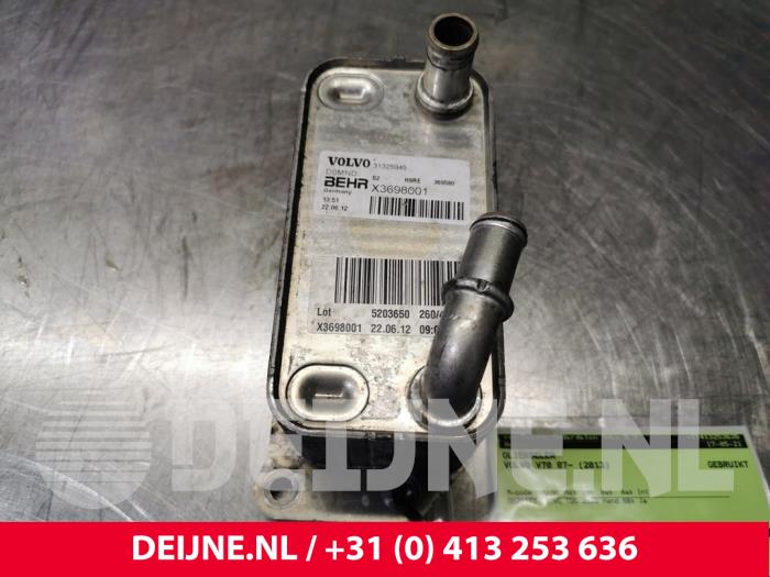 Volvo V70 Ölkühler O105625