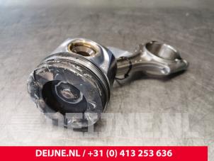 Volvo V70 Kolben O105695 foto 2