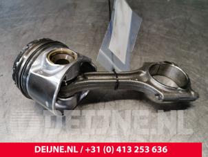 Volvo V70 Zuiger O105694 foto 3