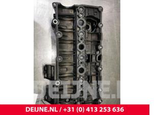 Gebruikte Kleppendeksel Volvo V70 (BW) 2.0 D4 16V Prijs € 50,00 Margeregeling aangeboden door van Deijne Onderdelen Uden B.V.