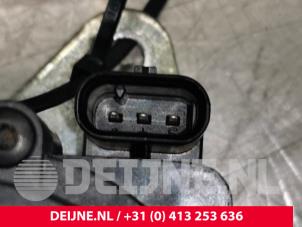 Volvo V70 Zusätzliche Wasserpumpe O105706 foto 3