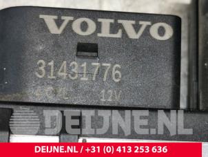 Volvo V70 Vorglührelais O105817 foto 3