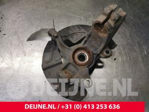 Volvo V70 Knuckle, front left O105853 photo 2
